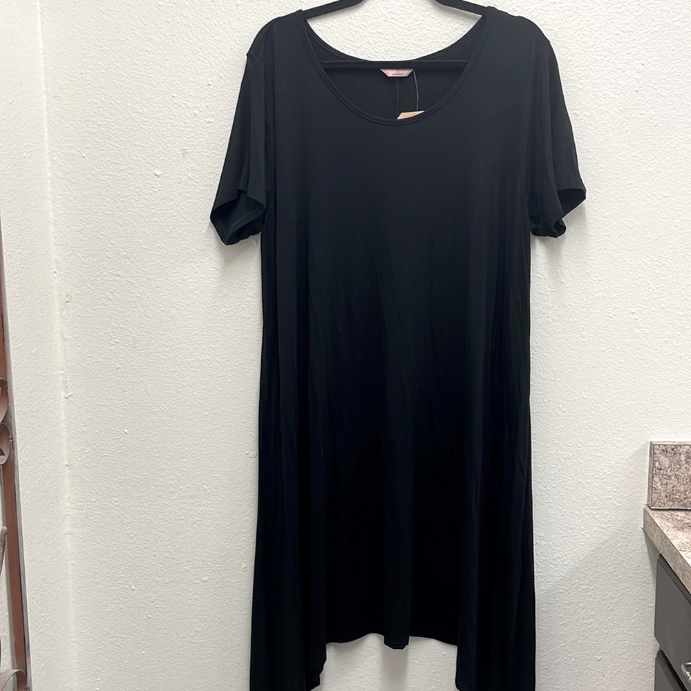 BNWT - Sz 2x - Black Dress - So Cute